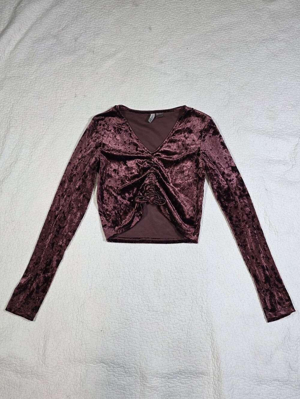 H&M Burgundy Crushed Velvet Ruched Front Long Sleeve Crop Top